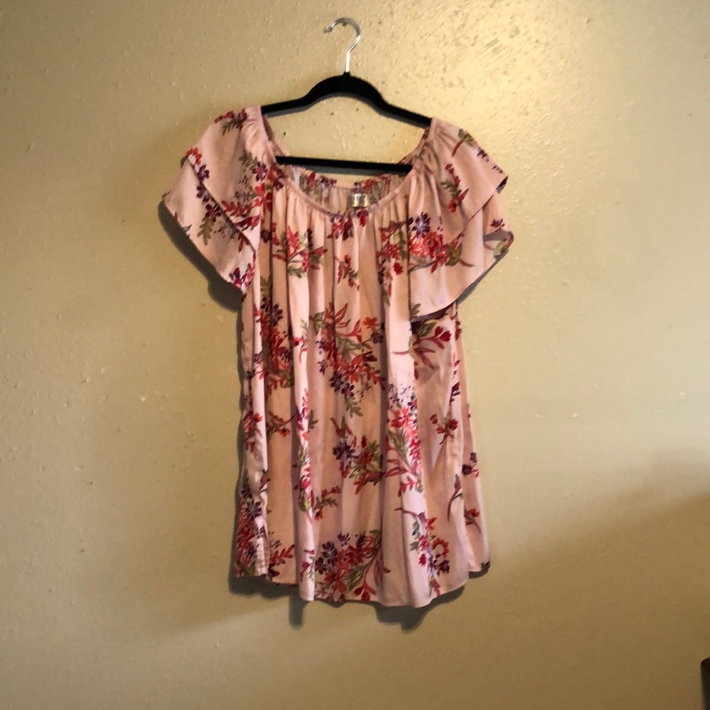 women’s plus size top